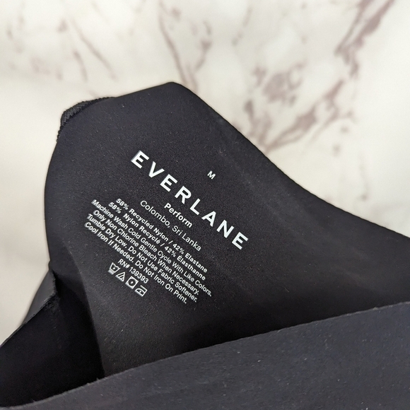 Everlane Legging The Perform Sculpt Seamless Black 26 Inseam - Picture 6 of 13
